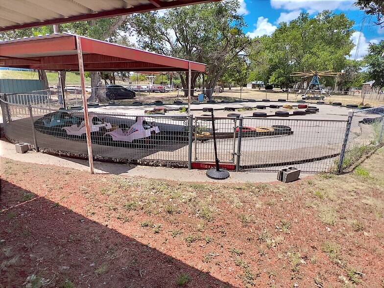 More Photos Of 14683 OK-44A, Lone Wolf Amusement Park For Sale