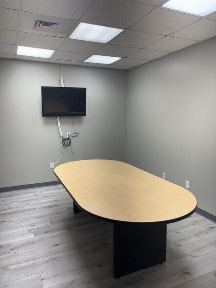 More Photos Of 13787 Belcher Rd, Largo Medical For Lease