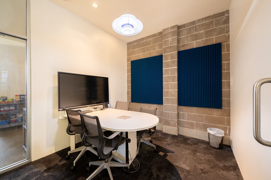 More Photos Of 5972-5976 Washington Blvd, Culver City Flex For Lease