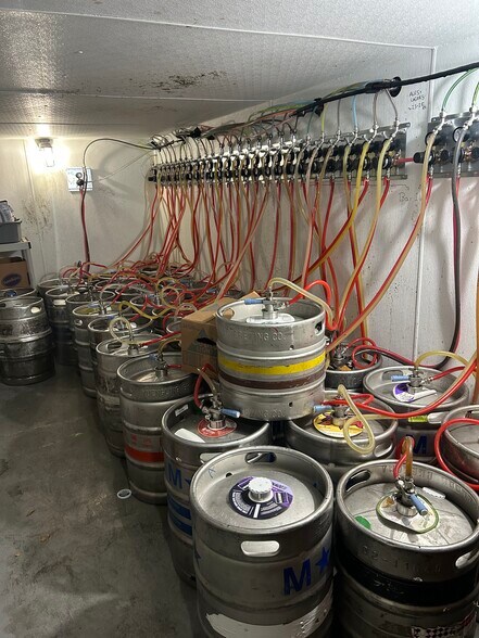 More Photos Of 17 Cherry Plain Sq, Berlin Restaurant For Sale