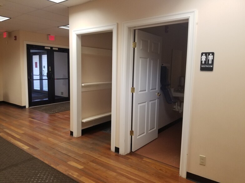 More Photos Of 5840 Goodrich Rd, Clarence Center Daycare Center For Lease