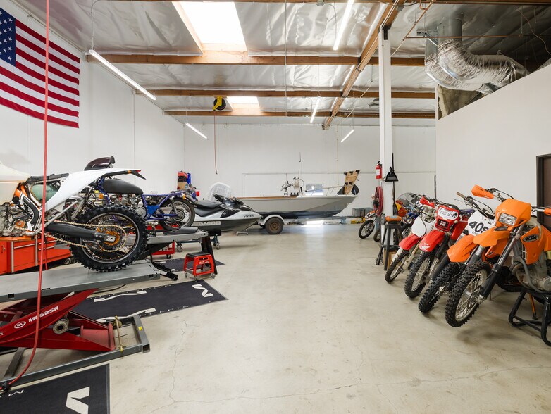 More Photos Of 20600 Gramercy Pl, Torrance Light Manufacturing For Lease