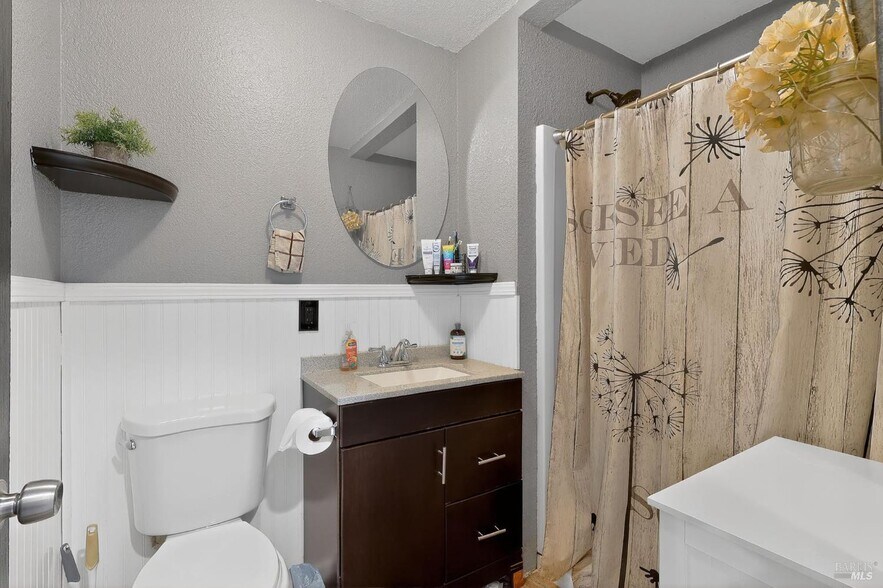 More Photos Of 9645 Lee St, Upper Lake Multifamily For Sale