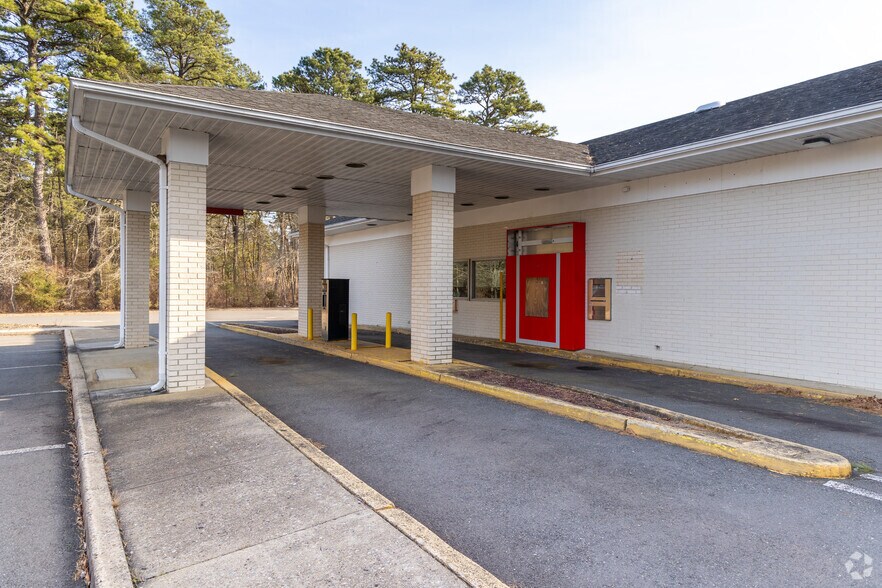 More Photos Of 2560 Route 37, Manchester Bank For Sale