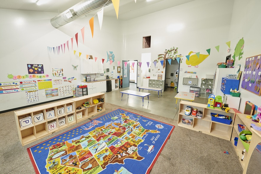 More Photos Of 7655 N Jennie Ln, Boise Schools For Sale