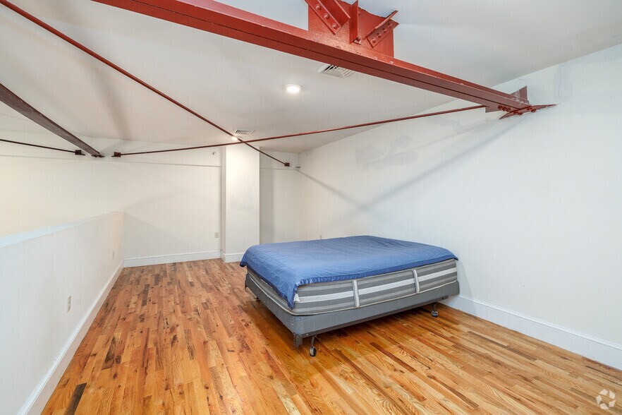 More Photos Of 257 Washington St, Binghamton Apartments For Sale