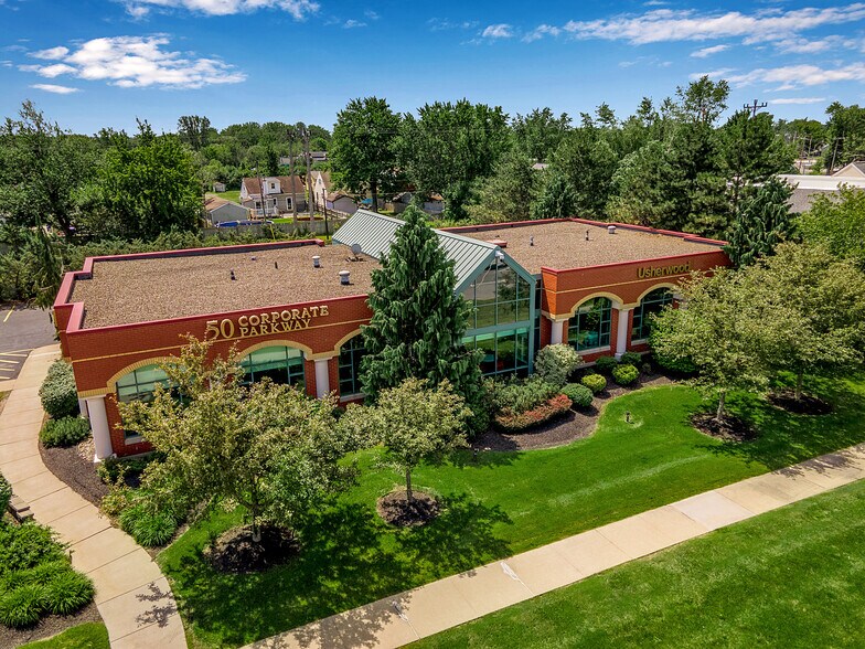 More Photos Of 100 Corporate Pky, Amherst Unknown For Lease