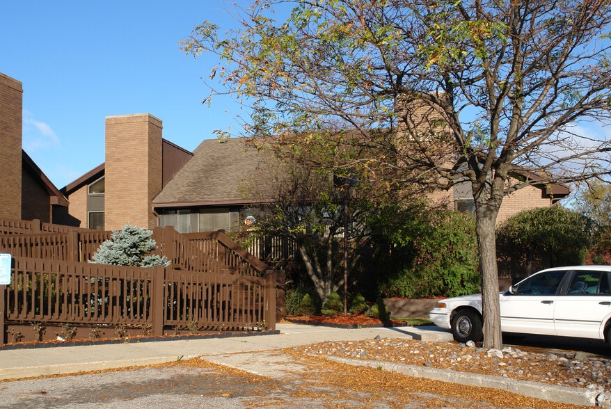 More Photos Of 4129 Okemos Rd, Okemos Office For Lease