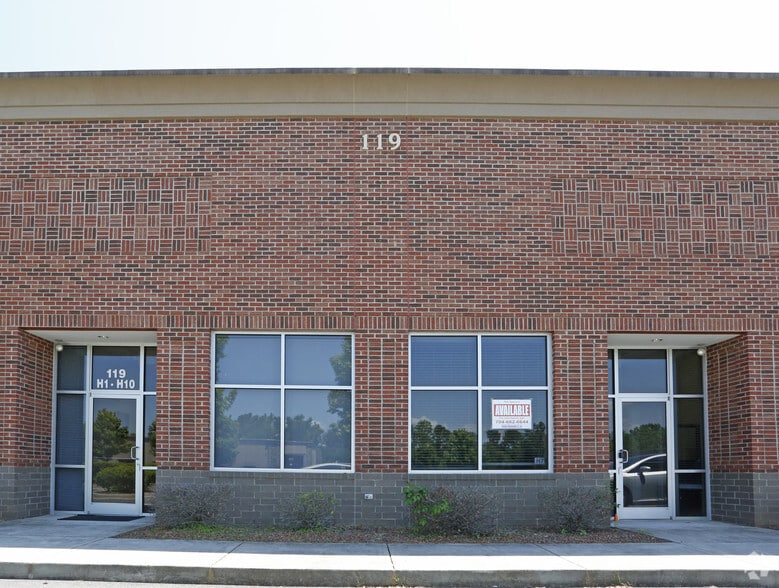 More Photos Of 119 Poplar Pointe Dr, Mooresville Research And Development For Lease