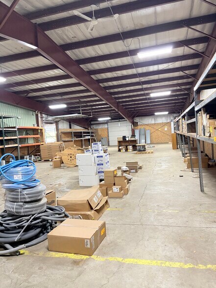More Photos Of 200 E 2nd St, Rochester Freestanding For Lease