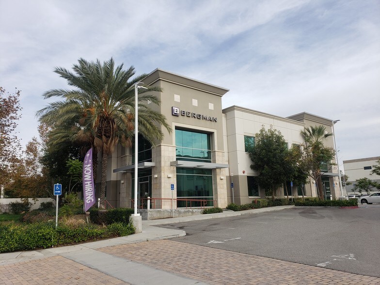 More Photos Of 2121 S Haven Ave, Ontario Loft Creative Space For Lease