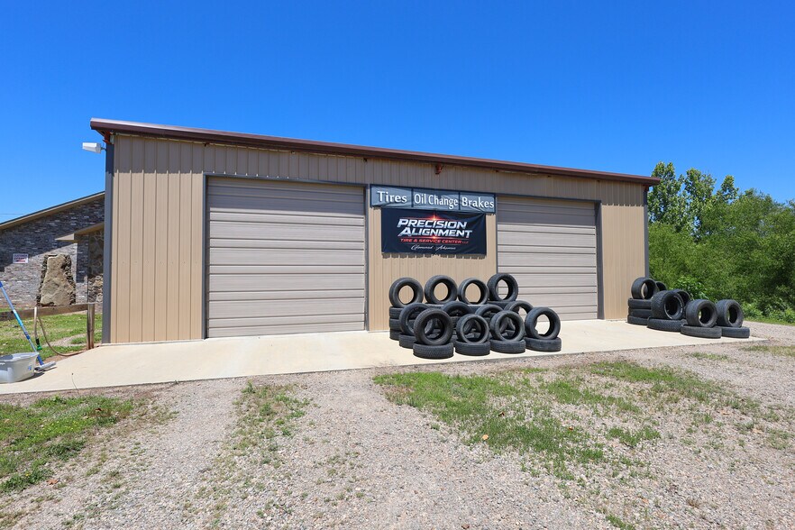 More Photos Of 101 Caney Pl, Glenwood Auto Repair For Sale