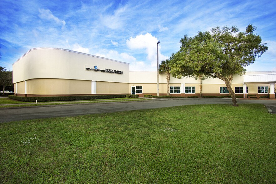 More Photos Of 10301 Hagen Ranch Rd, Boynton Beach Medical For Lease