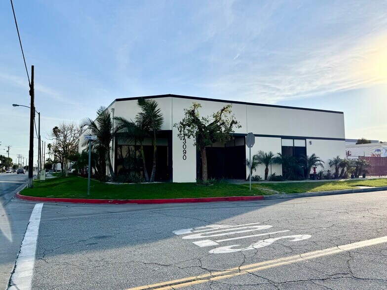 More Photos Of 13090 Park St, Santa Fe Springs Manufacturing For Lease