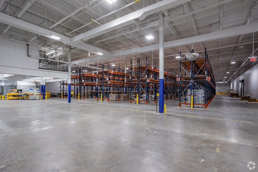 More Photos Of 981 Industrial Park Rd, Columbia Manufacturing For Lease