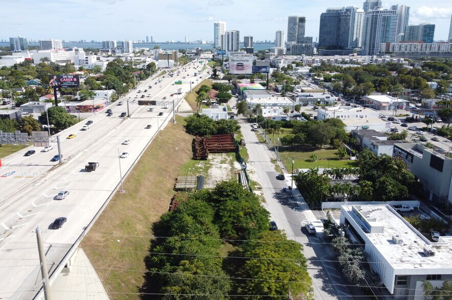 More Photos Of 321 NW 37th St, Miami Land For Sale