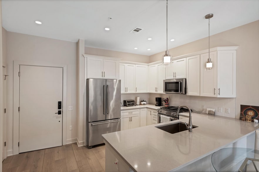 More Photos Of 575 S Goddard Blvd, King Of Prussia Apartments For Sale