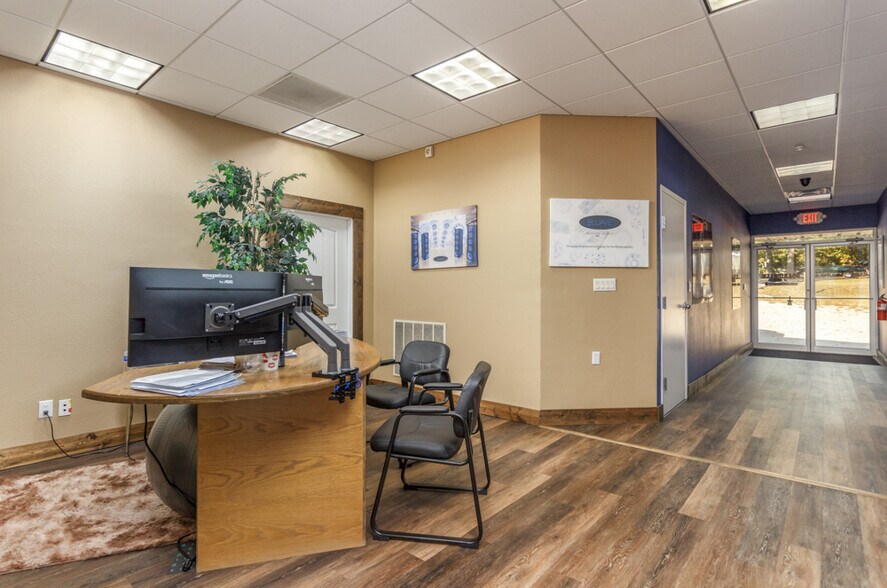 More Photos Of 6550 Pelican Dr, Osage Beach Specialty For Sale