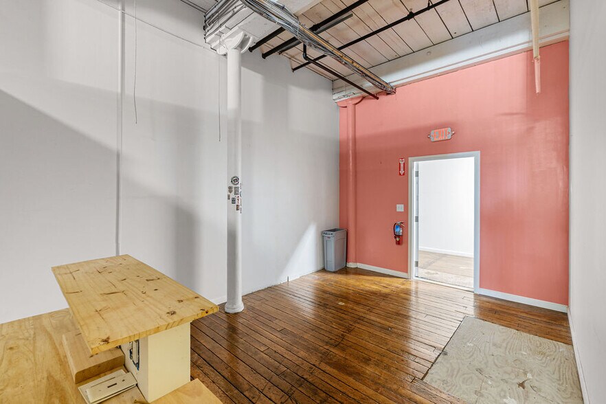 More Photos Of 28 Anawan St, Fall River Manufacturing For Sale