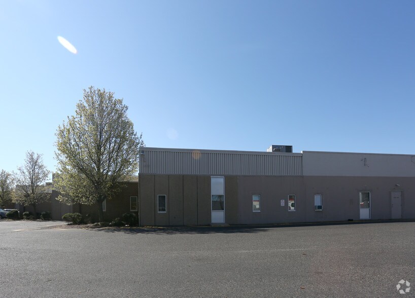 More Photos Of 341 New Albany Rd, Moorestown Light Distribution For Lease