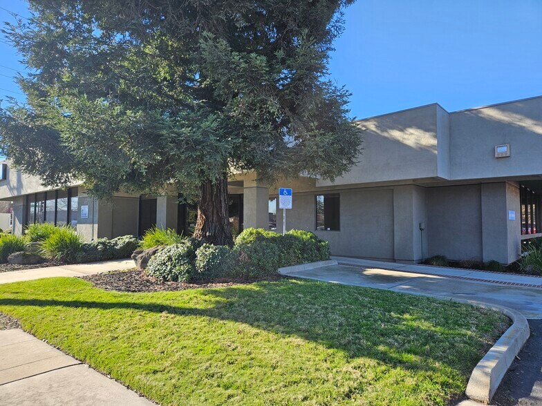 More Photos Of 3501 Tully Rd, Modesto Bank For Sale