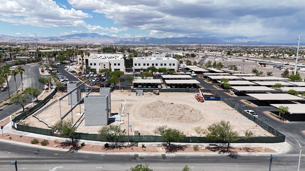More Photos Of 2480 Village View Dr, Henderson Medical For Lease