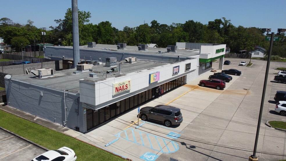 More Photos Of 8225-8233 Jefferson Hwy, New Orleans Storefront Retail Office For Lease