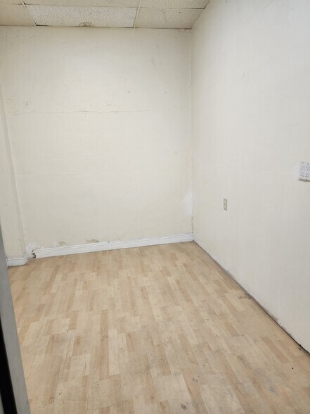 More Photos Of 2676-2678 W Pico Blvd, Los Angeles Storefront For Lease