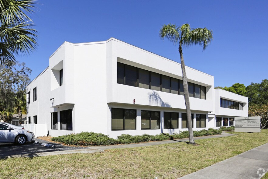 Primary Photo Of 950 S Tamiami Trl, Sarasota Medical For Lease