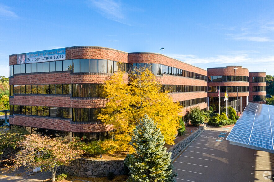 More Photos Of 66 Brooks Dr, Braintree Office For Lease