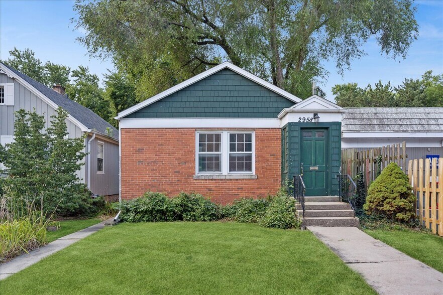More Photos Of 2958 Central St, Evanston Land For Sale