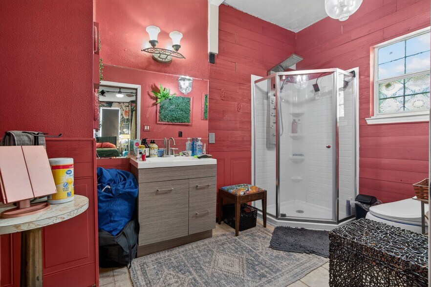 More Photos Of 834 Josephine St, New Orleans Apartments For Sale