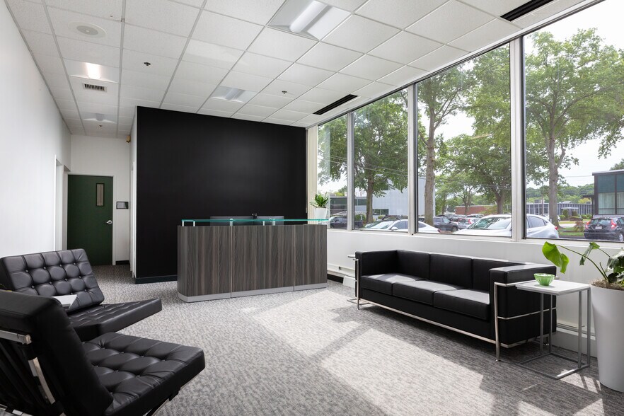 More Photos Of 1 Strathmore Rd, Natick Research And Development For Lease