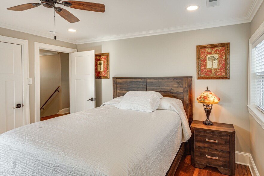 More Photos Of , Lewisburg Specialty For Sale