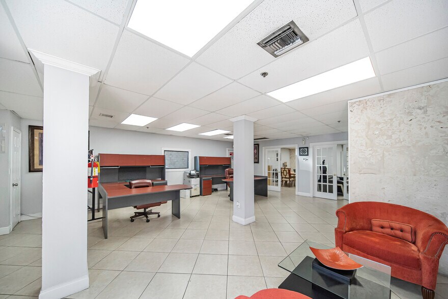 More Photos Of 3018 NW 79th Ave, Doral Warehouse For Lease