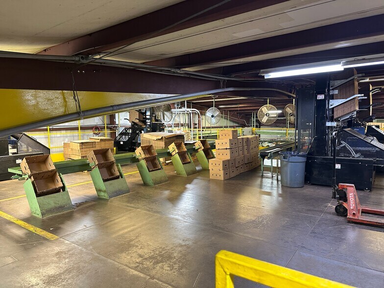 More Photos Of 2105 S Dock St, Palmetto Food Processing For Sale