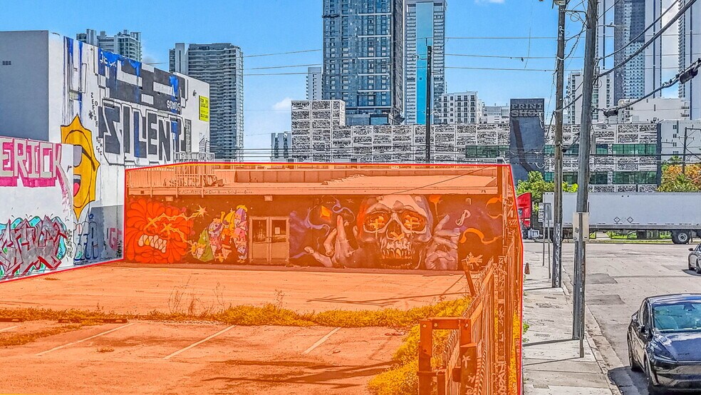 More Photos Of 2500 N Miami Ave, Miami Light Distribution For Sale