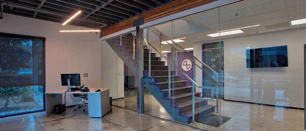 More Photos Of 991 Calle Negocio, San Clemente Warehouse For Lease