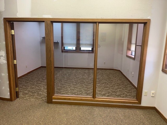 More Photos Of 38029 3rd St, Willoughby Office For Lease