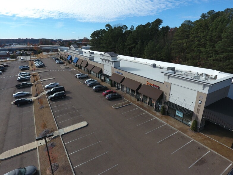More Photos Of 1801 Jackson Ave W, Oxford General Retail For Lease