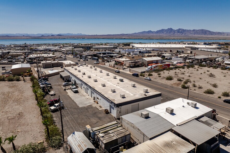 More Photos Of 1950 Commander Dr, Lake Havasu City General Retail For Sale