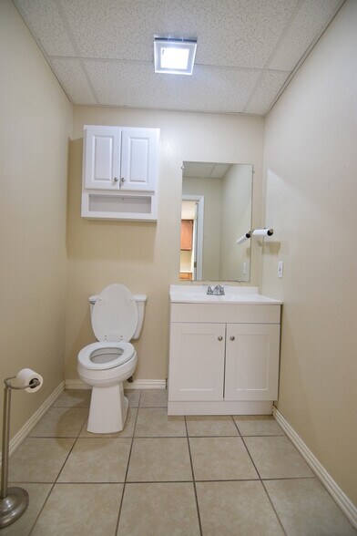 More Photos Of 1506 Paseo Del Plata, Temple Office Residential For Lease