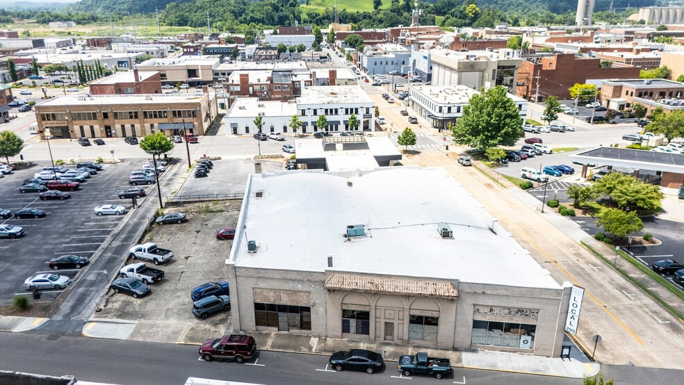 More Photos Of 212 E Sullivan St, Kingsport Storefront For Sale
