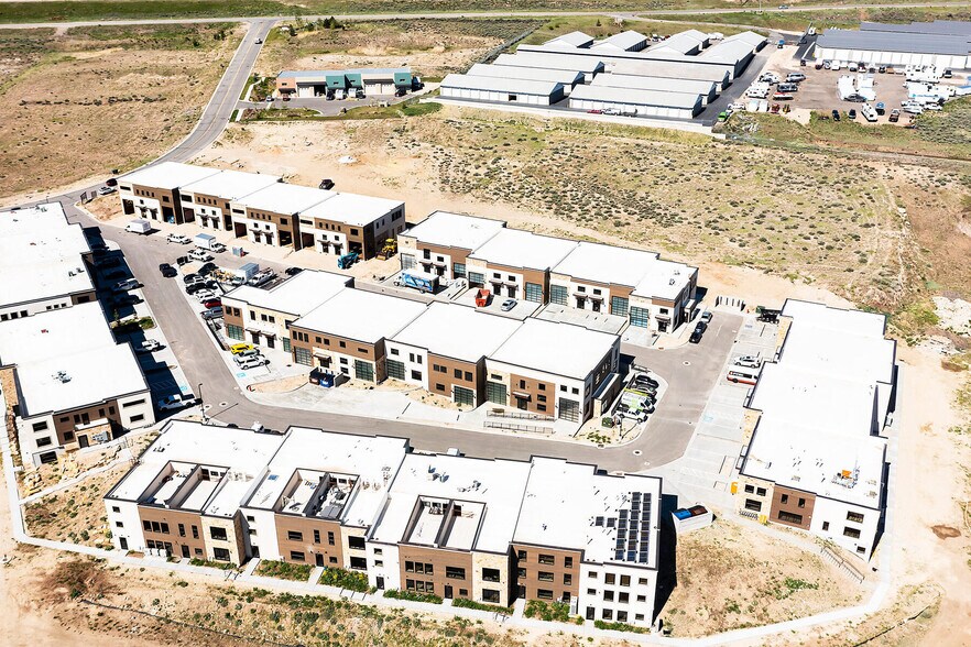 More Photos Of 4554 Forestdale Dr, Park City Light Manufacturing For Sale