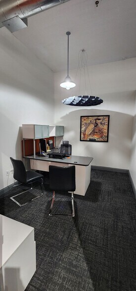 More Photos Of 507 N Franklin St, Tampa Office For Lease
