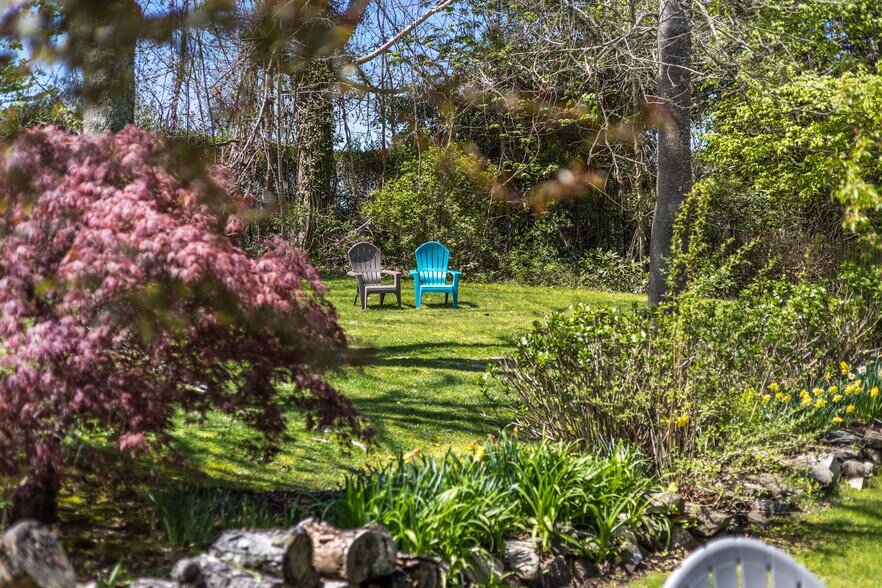 More Photos Of 1861 Main St, Brewster Hospitality For Sale