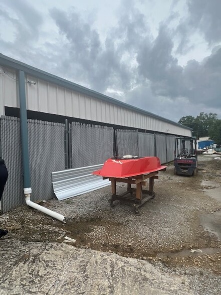 More Photos Of 4737 Adams Rd, Hixson Light Manufacturing For Lease