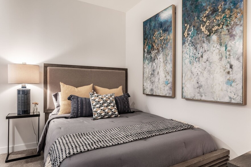 More Photos Of 1224 Prospect St, Indianapolis Apartments For Lease