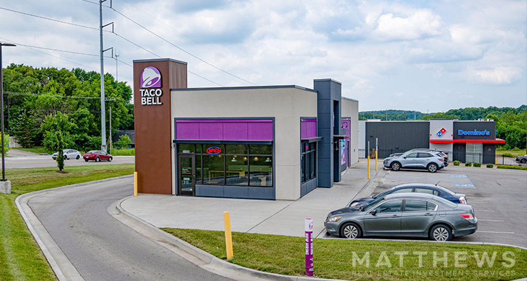 Primary Photo Of 11120 E. US Highway 24, Sugar Creek Fast Food For Sale