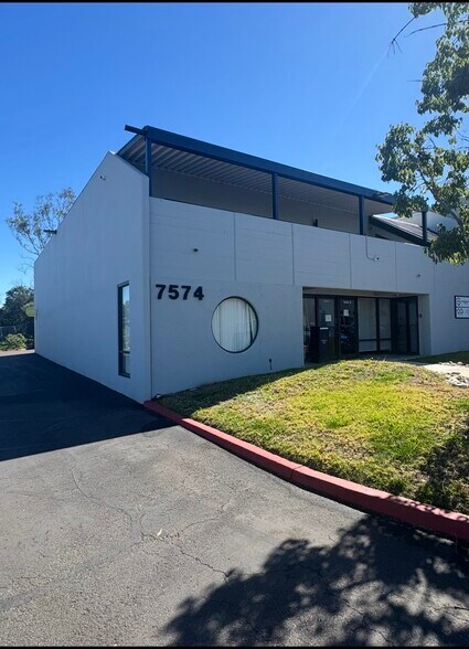 More Photos Of 7574 Trade St, San Diego Research And Development For Lease